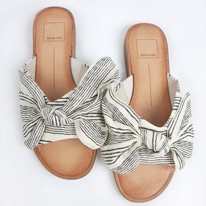 Dolce Vita Parin Flip Flops Flats Big Fabric Bow